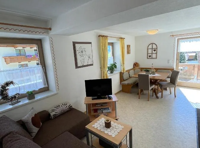 Rauch Mathilde アパート シュヴェンダウ